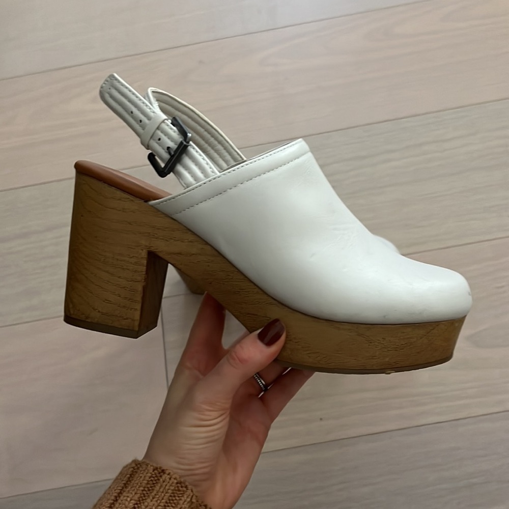 Universal Thread White Platform Clogs (from Target) in White - Size 9